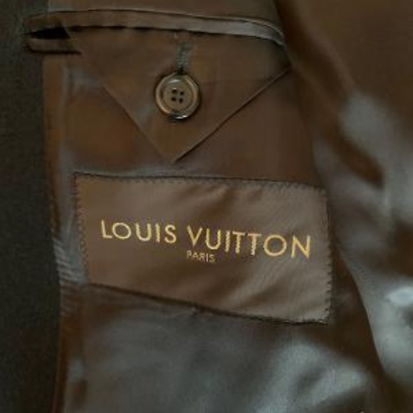 Louis Vuitton Coat - authentic! - Picture 5 of 13